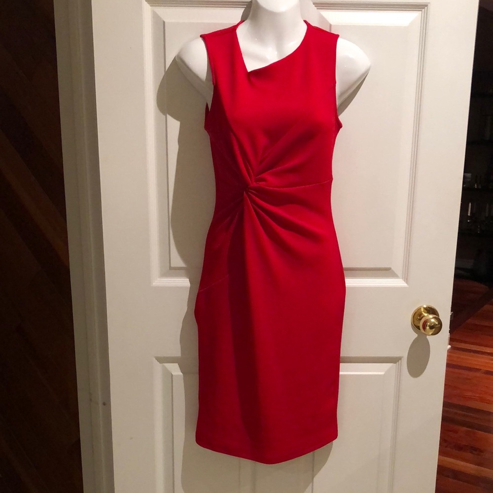 Elegant Red Sleeveless Dress